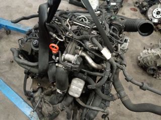 bontott VW SHARAN Motor (Fűzött blokk hengerfejjel)