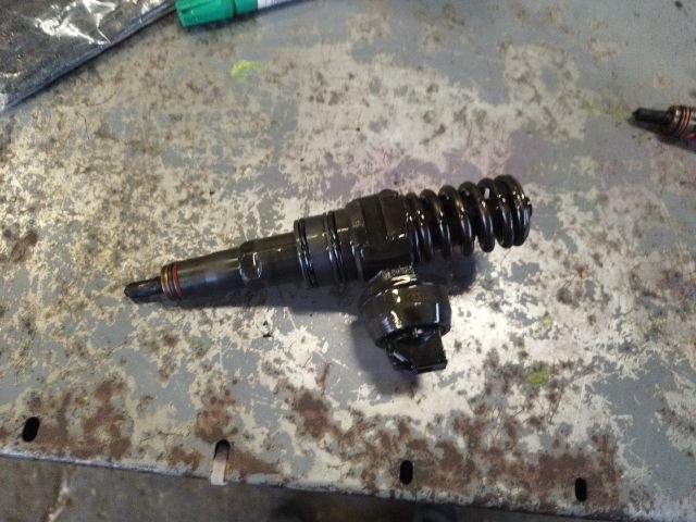 bontott VW SHARAN Porlasztó (1 db)