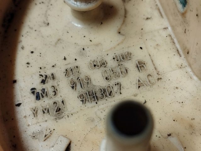 bontott VW SHARAN Üzemanyag Szivattyú