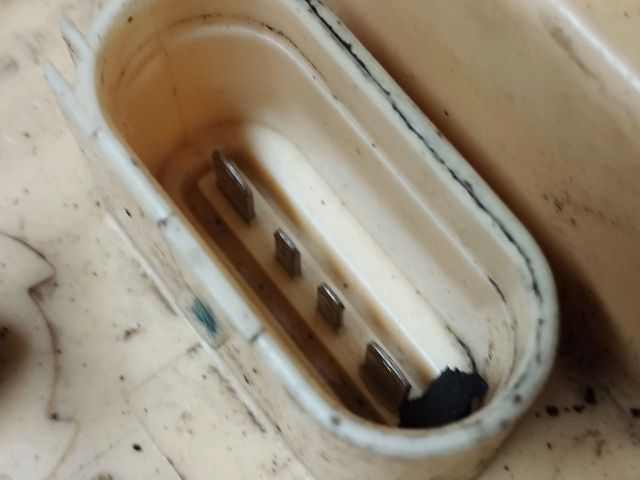 bontott VW SHARAN Üzemanyag Szivattyú