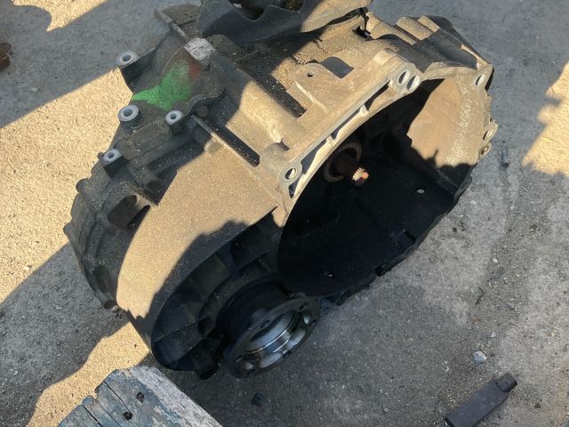 bontott VW SHARAN Váltó (Mechanikus)