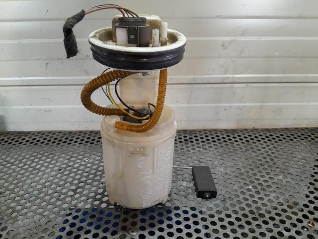 bontott VW SHARAN Üzemanyag Szivattyú