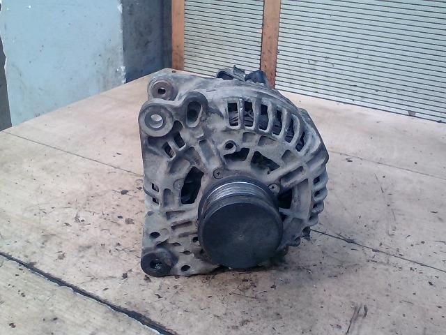 bontott VW SHARAN Generátor