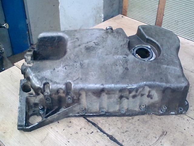 bontott VW SHARAN Olajteknő