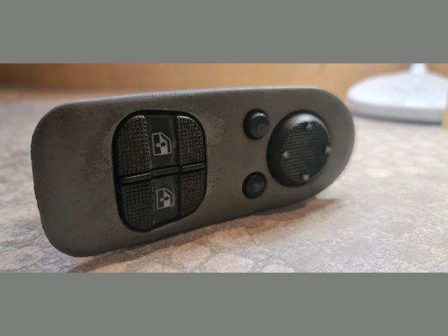 bontott VW SHARAN Ablakemelő és Tükör Kapcsoló