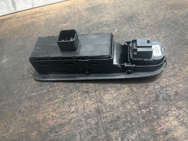 bontott VW SHARAN Ablakemelő Kapcsoló Négyes / Kettes