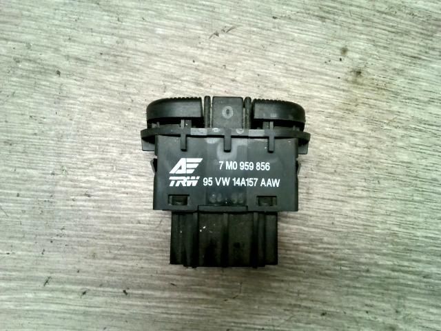 bontott VW SHARAN Ablakemelő Kapcsoló (Pozíciófüggetlen)