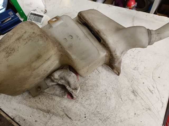 bontott VW SHARAN Ablakmosó Tartály