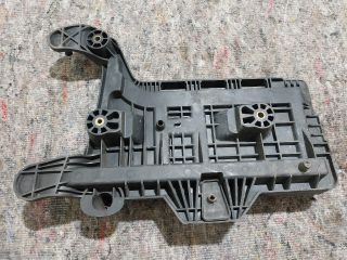 bontott VW SHARAN Akkumulátor Tartó