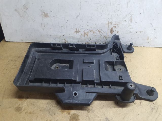 bontott VW SHARAN Akkumulátor Tartó