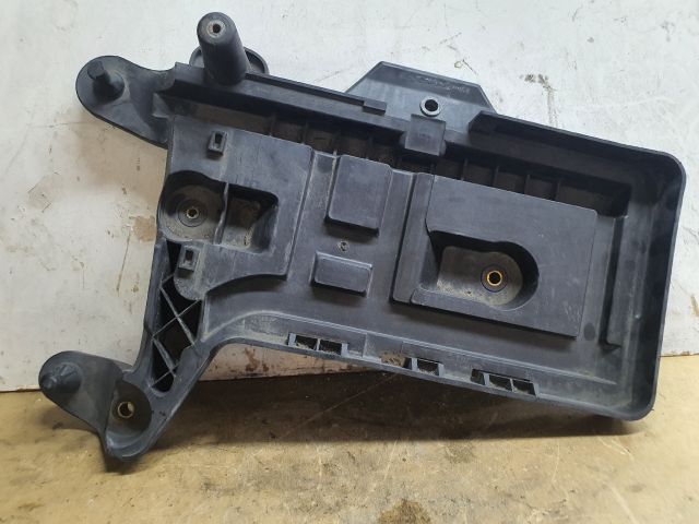 bontott VW SHARAN Akkumulátor Tartó