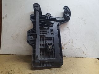 bontott VW SHARAN Akkumulátor Tartó