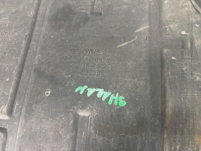 bontott VW SHARAN Alsó Motorburkolat