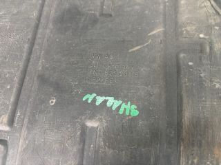 bontott VW SHARAN Alsó Motorburkolat