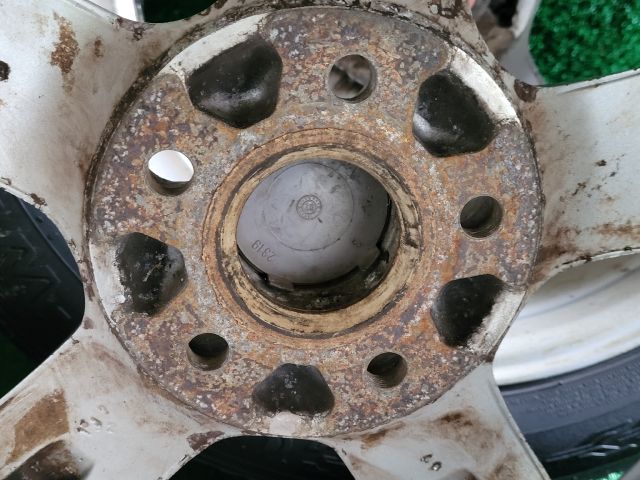 bontott VW SHARAN Alufelni Szett Gumival