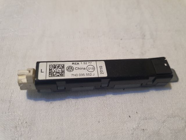 bontott VW SHARAN Antenna Erősítő