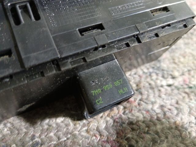 bontott VW SHARAN Bal első Ablakemelő Kapcsoló