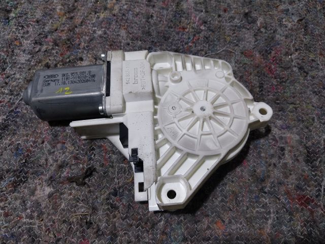 bontott VW SHARAN Bal első Ablakemelő Motor