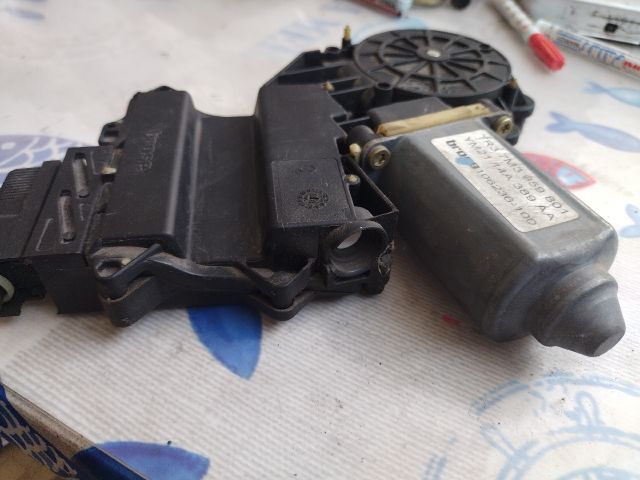 bontott VW SHARAN Bal első Ablakemelő Motor