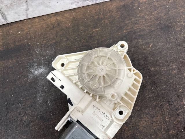 bontott VW SHARAN Bal első Ablakemelő Motor