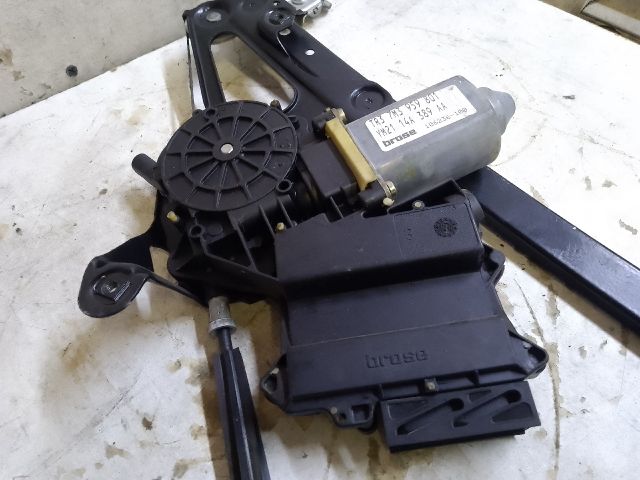 bontott VW SHARAN Bal első Ablakemelő Szerkezet (Elektromos)