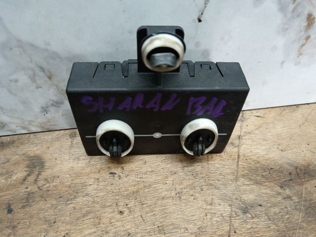 bontott VW SHARAN Bal első Ajtó Vezérlőegység