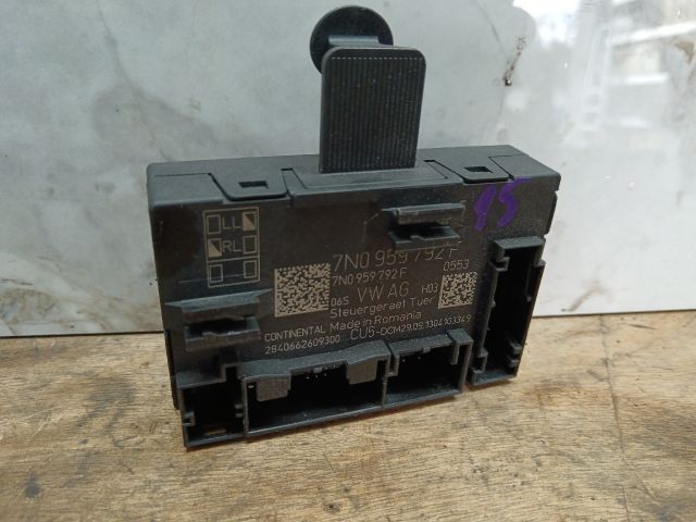 bontott VW SHARAN Bal első Ajtó Vezérlőegység