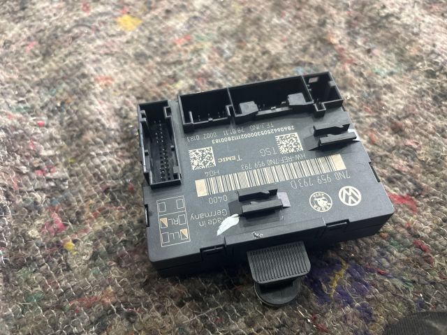 bontott VW SHARAN Bal első Ajtó Vezérlőegység