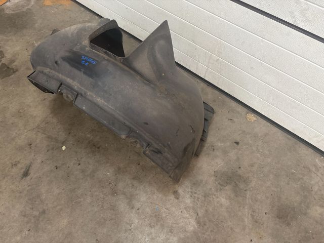 bontott VW SHARAN Bal első Első Dobbetét (Kerékjárati, Műanyag)