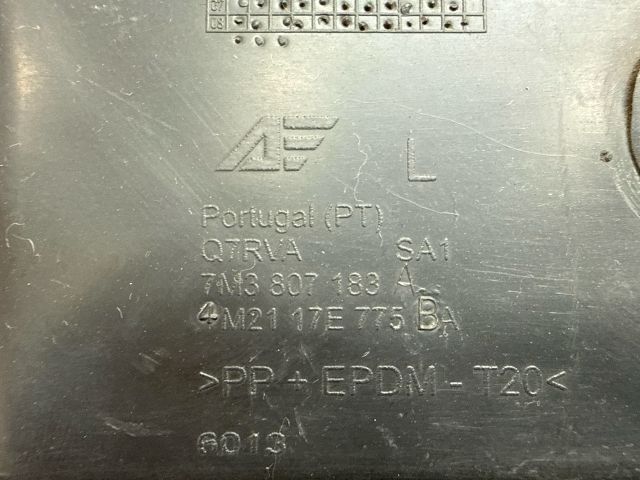 bontott VW SHARAN Bal első Lökhárító Tartó (Műanyag)