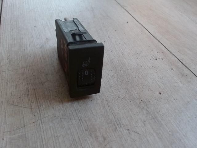 bontott VW SHARAN Bal első Ülésfűtés Kapcsoló