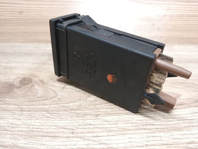 bontott VW SHARAN Bal első Ülésfűtés Kapcsoló