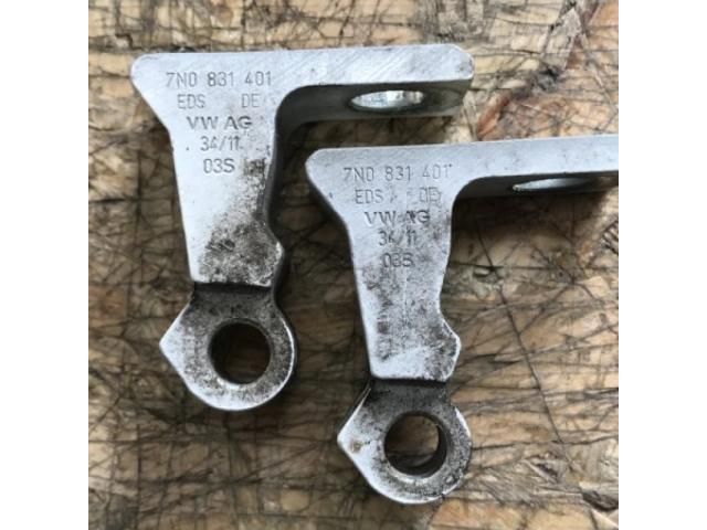 bontott VW SHARAN Bal első Zsanér