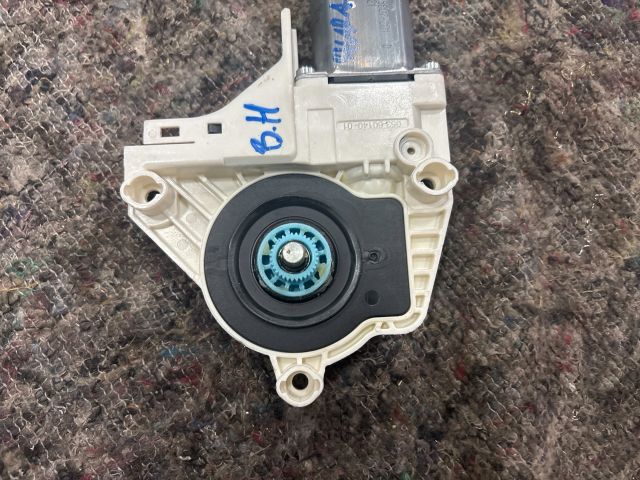 bontott VW SHARAN Bal hátsó Ablakemelő Motor