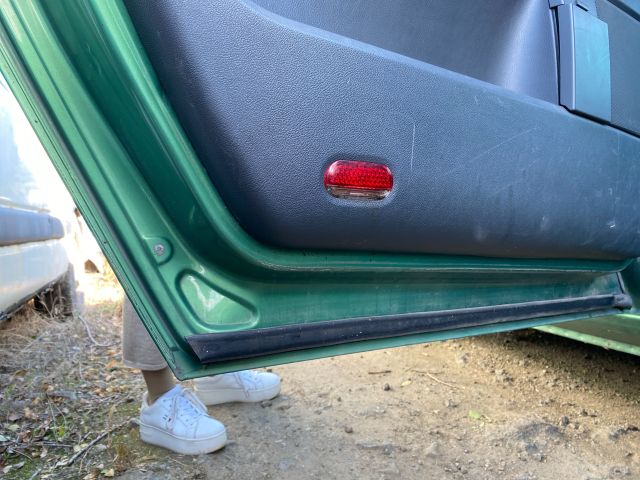 bontott VW SHARAN Bal hátsó Ajtó (Üres lemez)