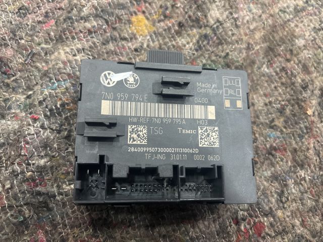 bontott VW SHARAN Bal hátsó Ajtó Vezérlőegység