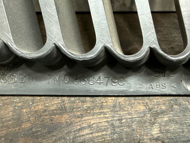 bontott VW SHARAN Bal hátsó Csomagtér Burkolat (Műanyag)