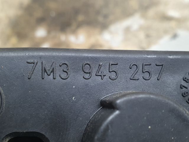 bontott VW SHARAN Bal Hátsó Lámpa Foglalat