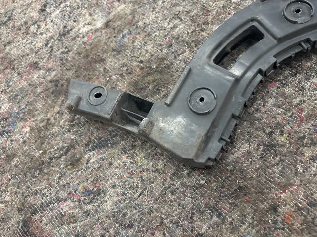 bontott VW SHARAN Bal hátsó Oldal Lökhárító Tartó (Műanyag)