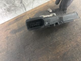 bontott VW SHARAN Bal Tolóajtó Zárszerkezet