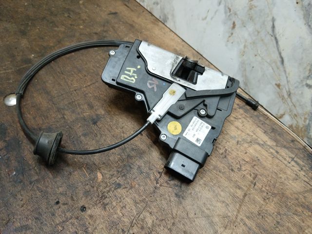 bontott VW SHARAN Bal Tolóajtó Zárszerkezet