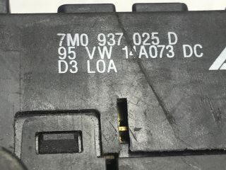 bontott VW SHARAN Biztosítéktábla Utastér