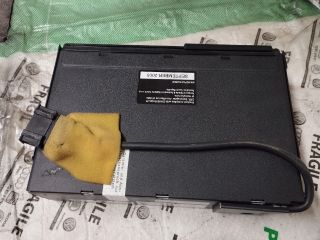 bontott VW SHARAN CD / DVD Tár