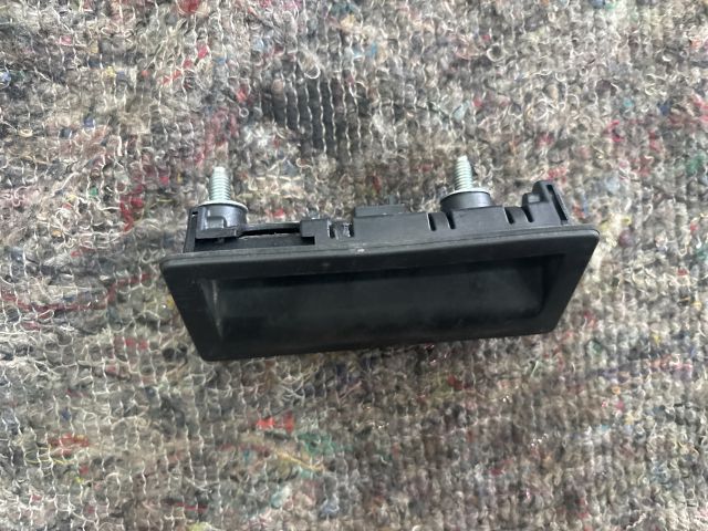 bontott VW SHARAN Csomagtér Nyitó Kar / Gomb