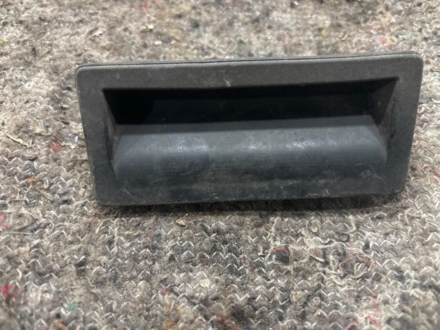 bontott VW SHARAN Csomagtér Nyitó Kar / Gomb