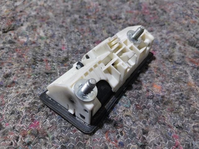 bontott VW SHARAN Csomagtérajtó Kilincs