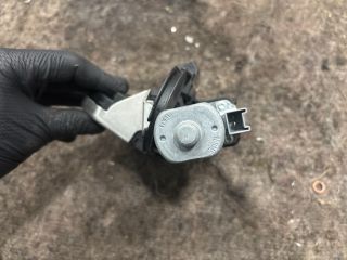 bontott VW SHARAN Csomagtérajtó Zárszerkezet