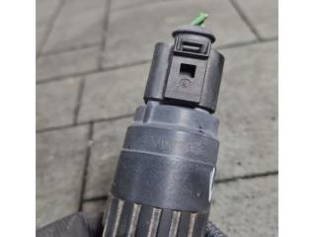 bontott VW SHARAN Első Ablakmosó Szivattyú