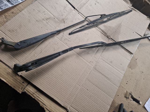 bontott VW SHARAN Első Ablaktörlő Kar