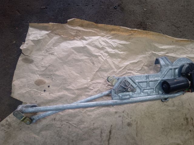 bontott VW SHARAN Első Ablaktörlő Szerkezet Motorral